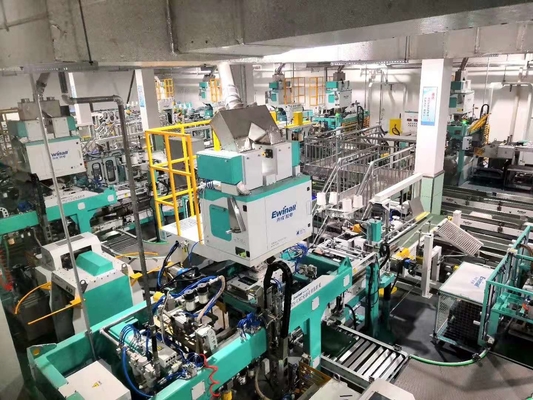 অনুভূমিক ডিটারজেন্ট পাউডার প্যাকিং মেশিন 6kw 70kg 600 ব্যাগ / H